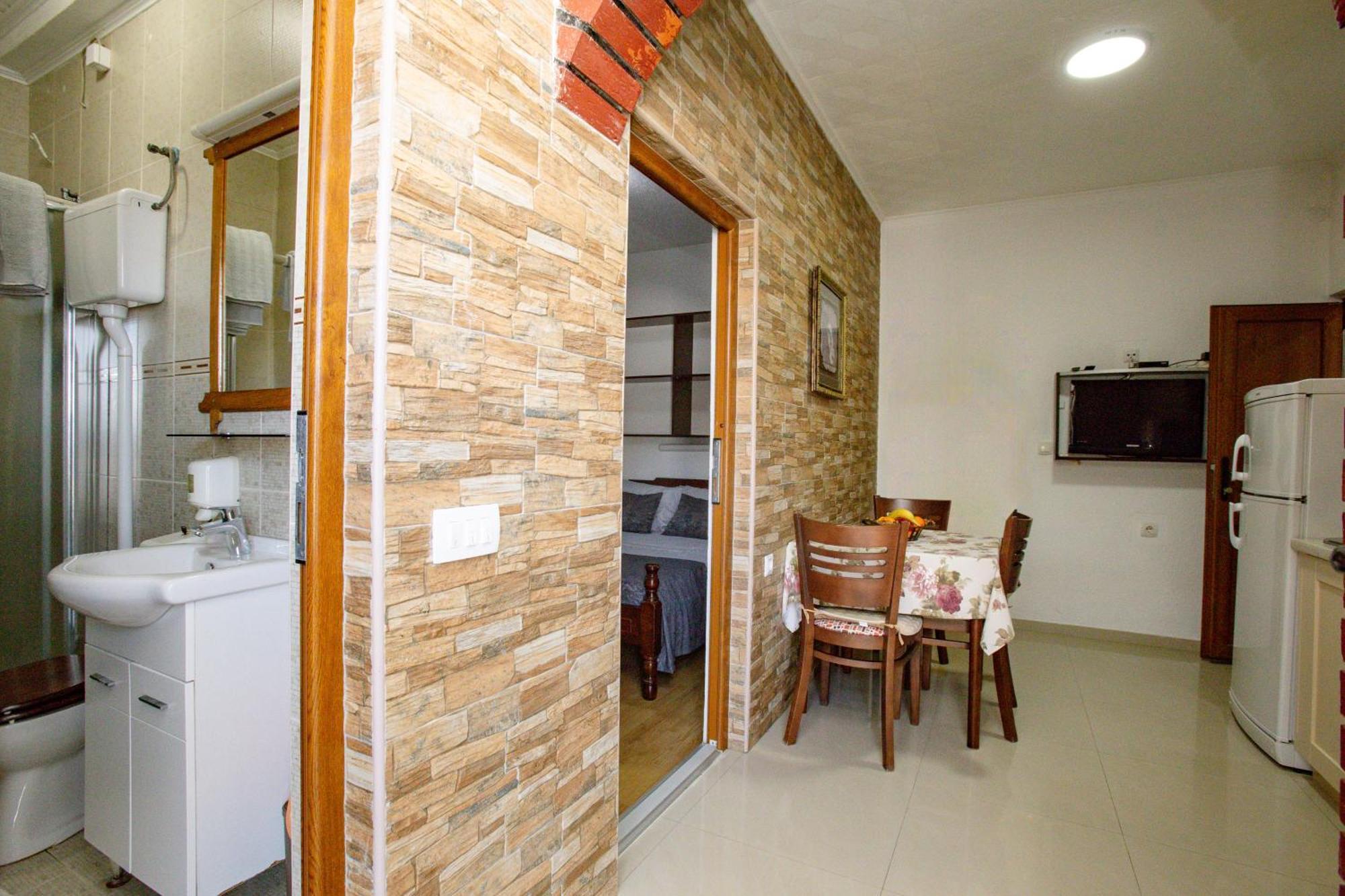 Apartments Oliva Utjeha Ngoại thất bức ảnh