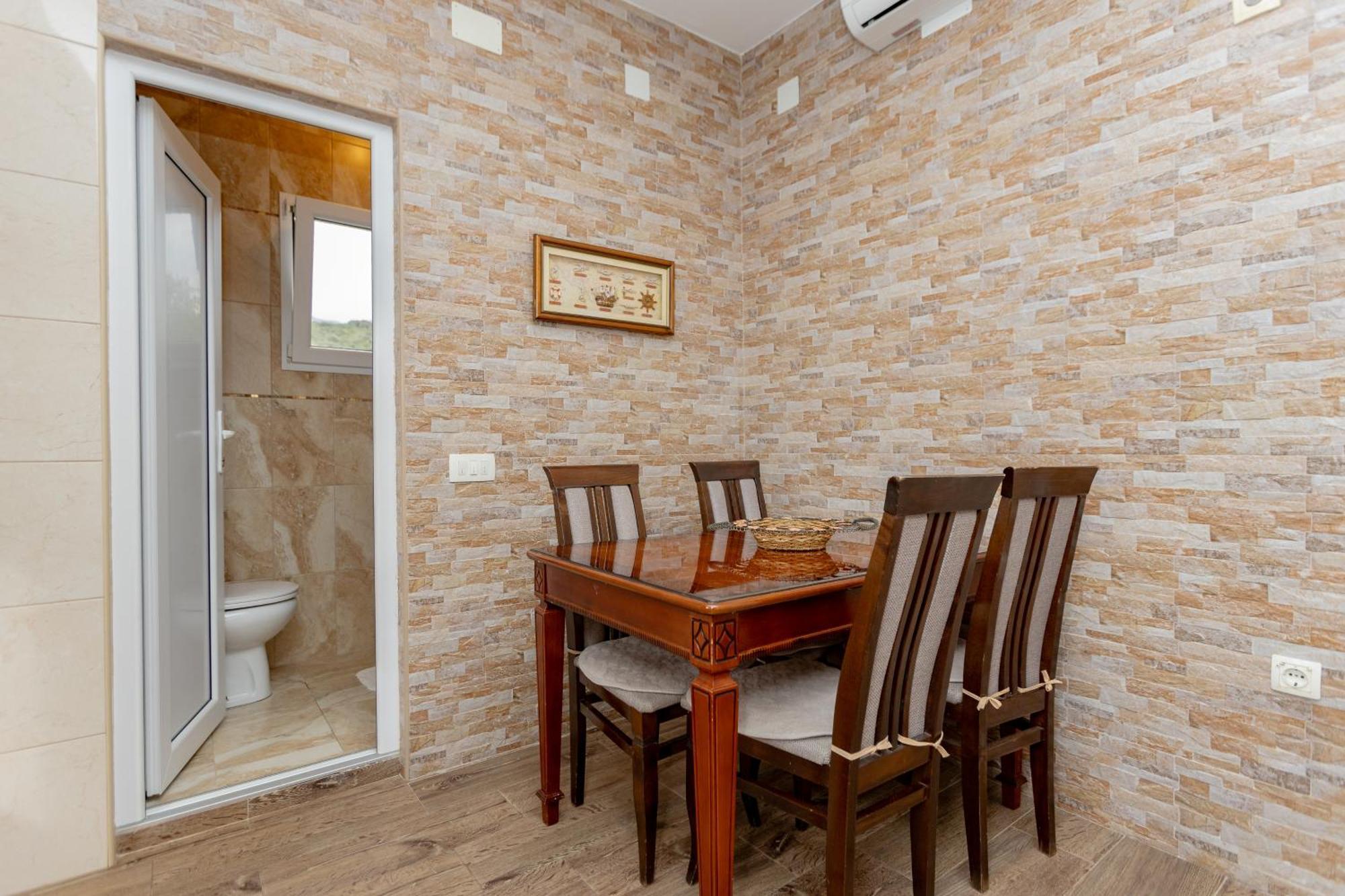 Apartments Oliva Utjeha Ngoại thất bức ảnh
