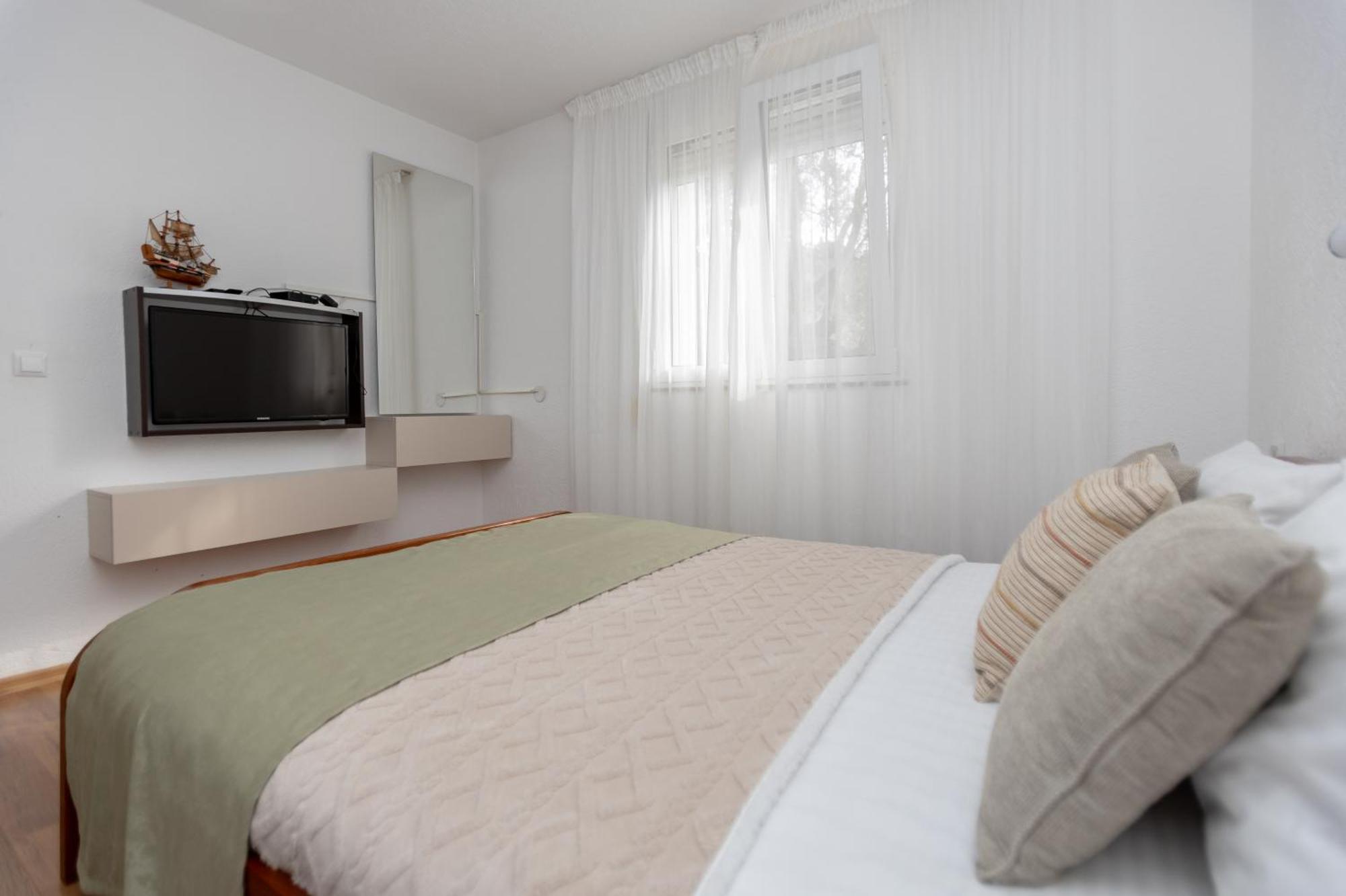 Apartments Oliva Utjeha Ngoại thất bức ảnh
